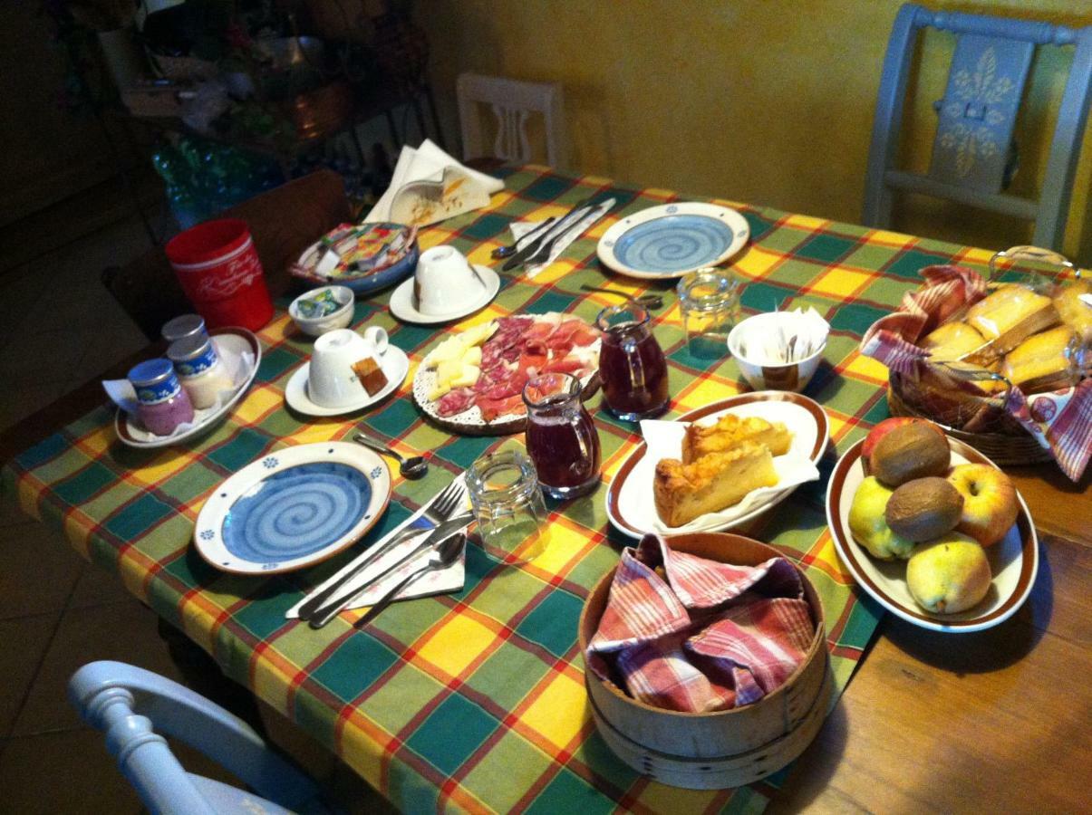 East Wind Bed & Breakfast Medea Eksteriør bilde